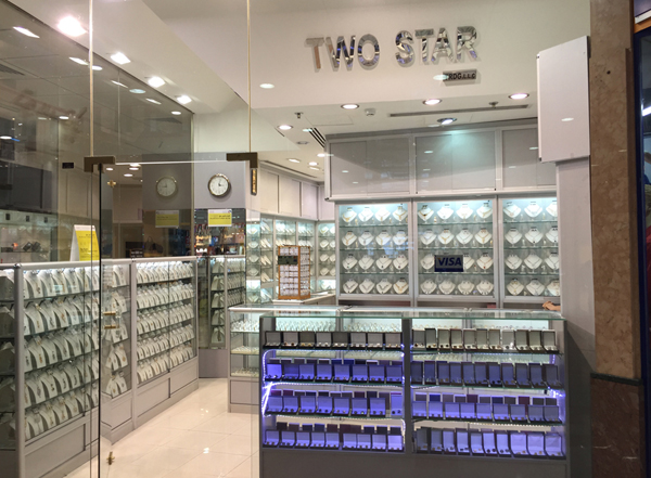 gold jewellery shops in Dubai